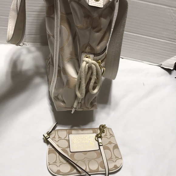 Coach satchel with double straps and gold tone hardware. Like new! - Picture 5 of 9